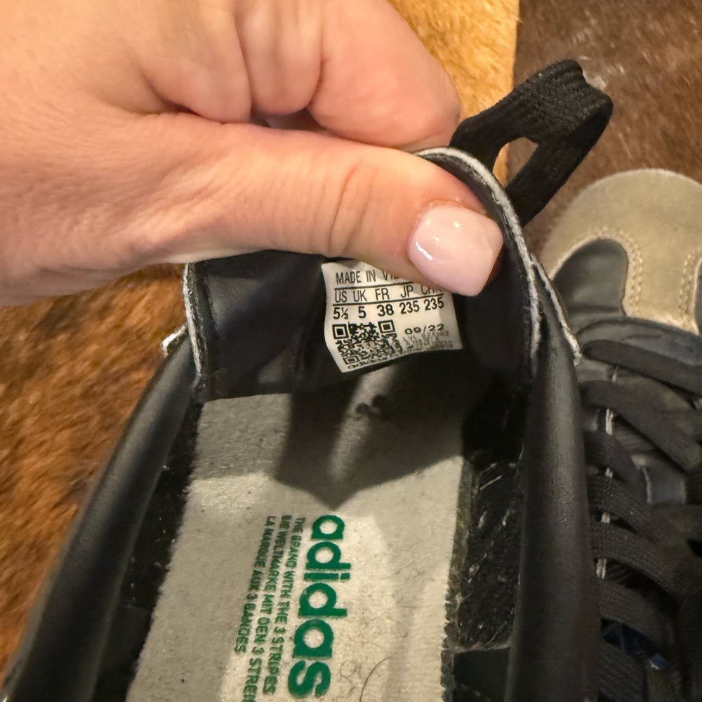 Adidas Samba Sneakers - Picture 4 of 5